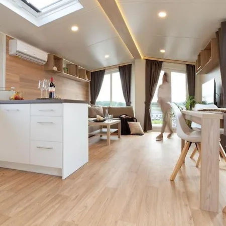 Apartament Gemuetliches, Voll Ausgestattes Tiny House Vilseck Zewnętrze zdjęcie