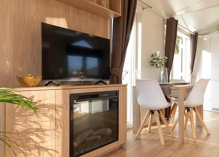 Gemuetliches, Voll Ausgestattes Tiny House