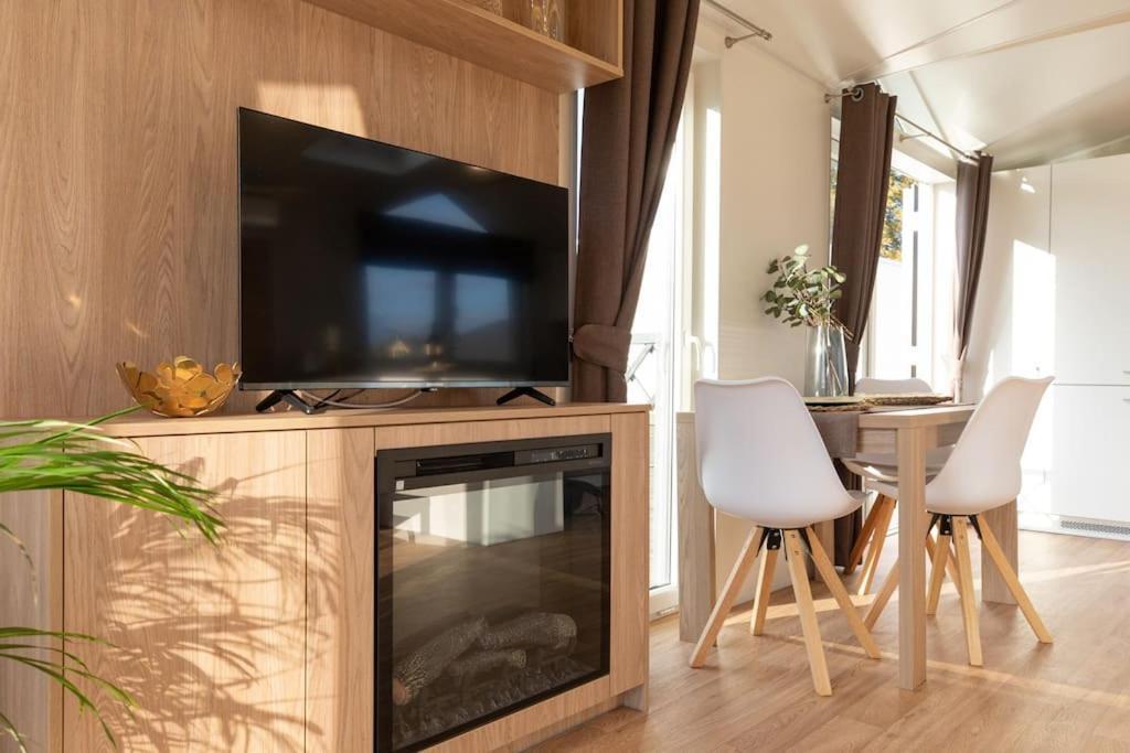 Gemuetliches, Voll Ausgestattes Tiny House Apartment Vilseck