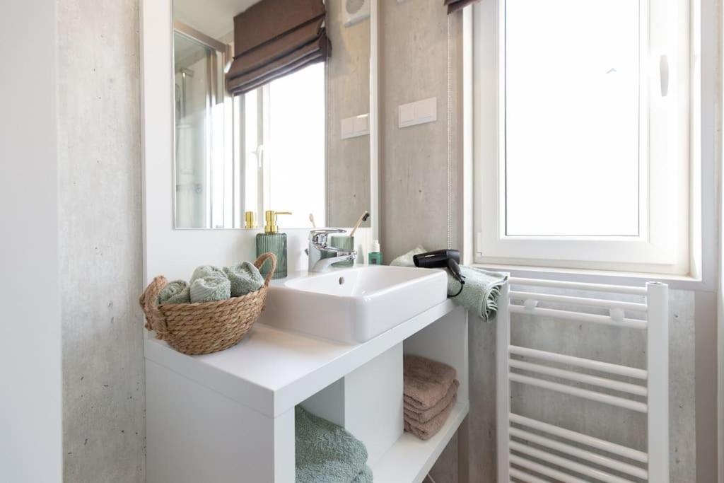 Gemuetliches, Voll Ausgestattes Tiny House Apartment Vilseck